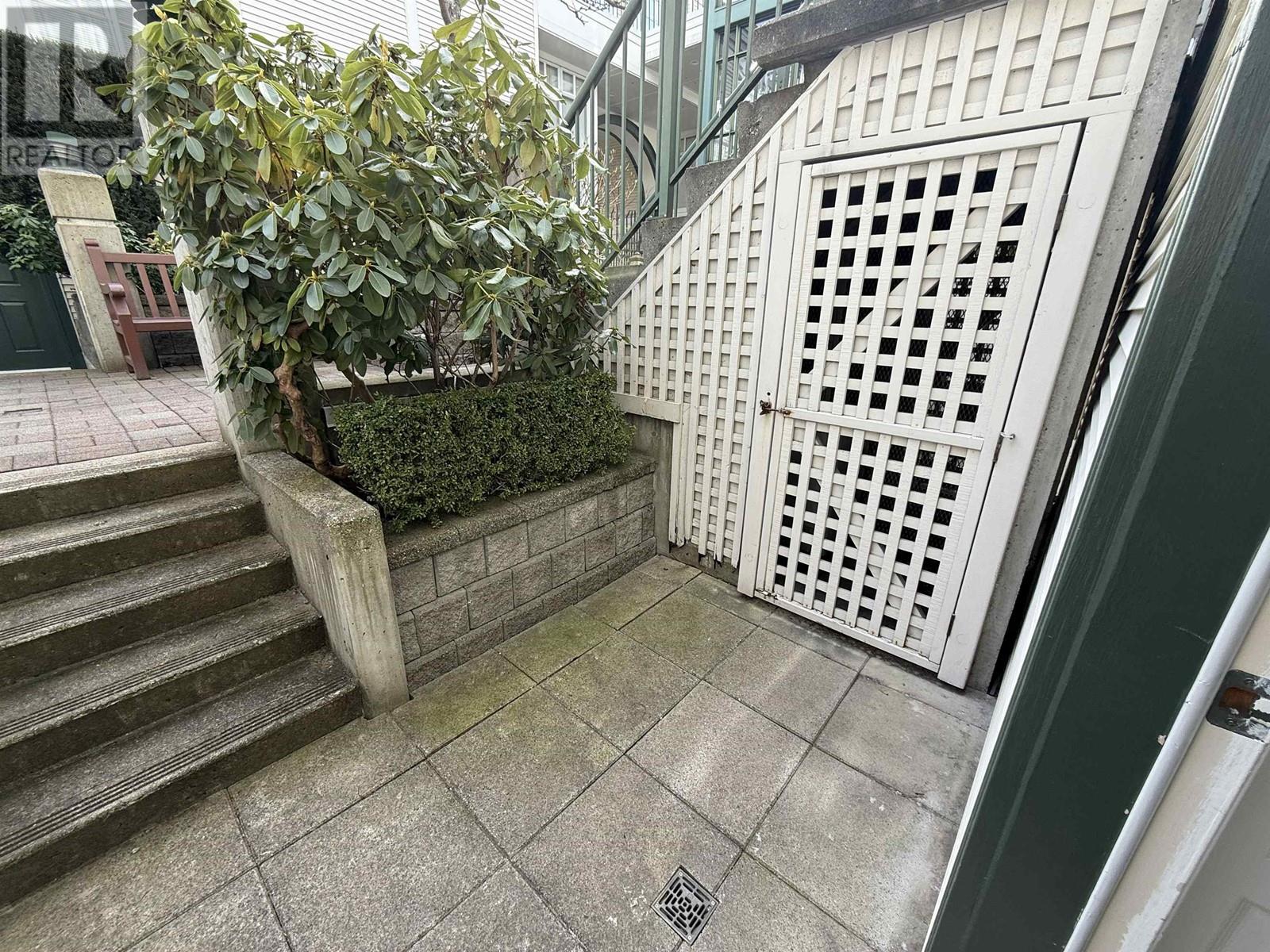 212 3727 W 10th Avenue, Vancouver, British Columbia  V6R 2G5 - Photo 10 - R2979413