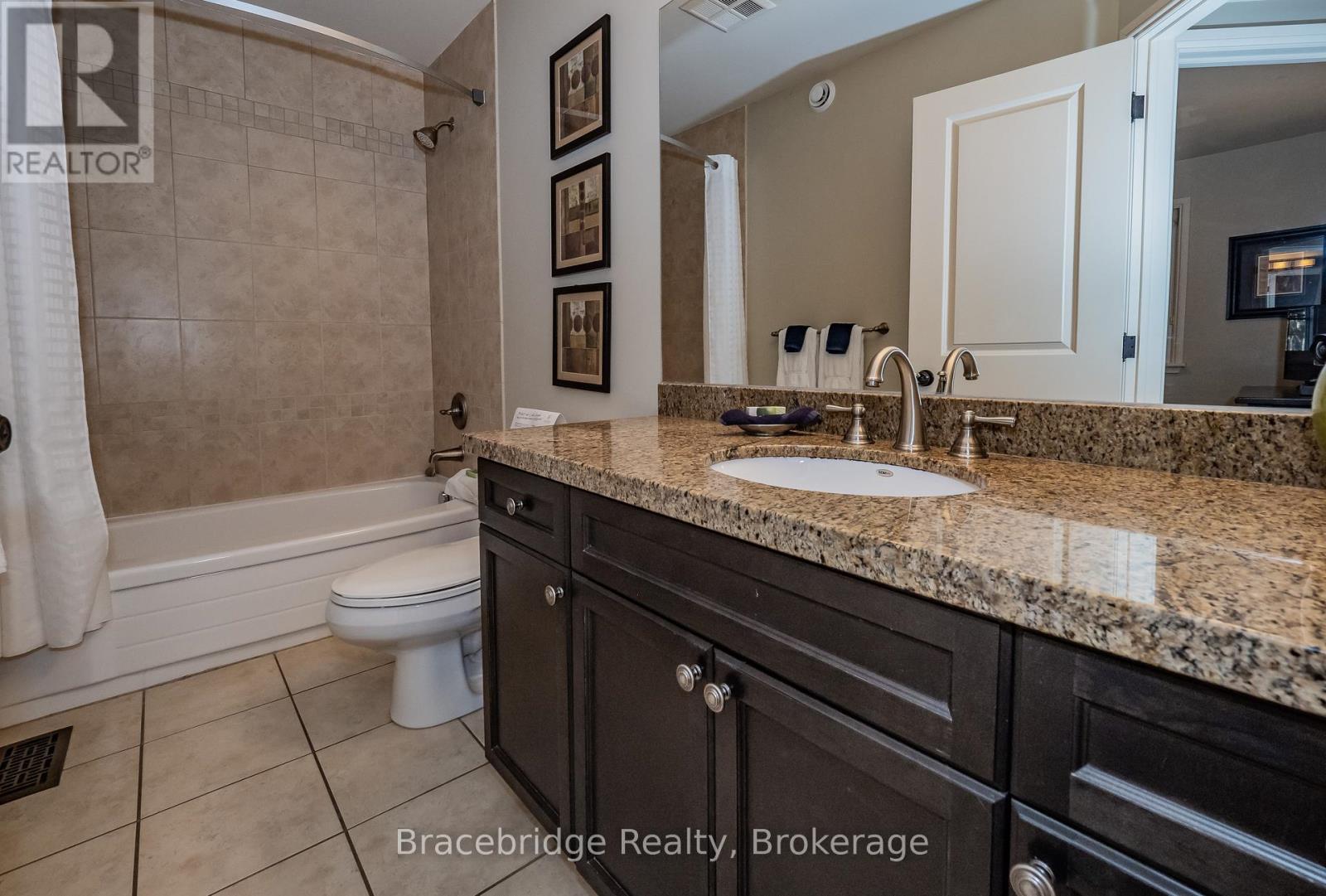 3876 Muskoka Road 118 Road W, Muskoka Lakes, Ontario  P0B 1J0 - Photo 12 - X12027714