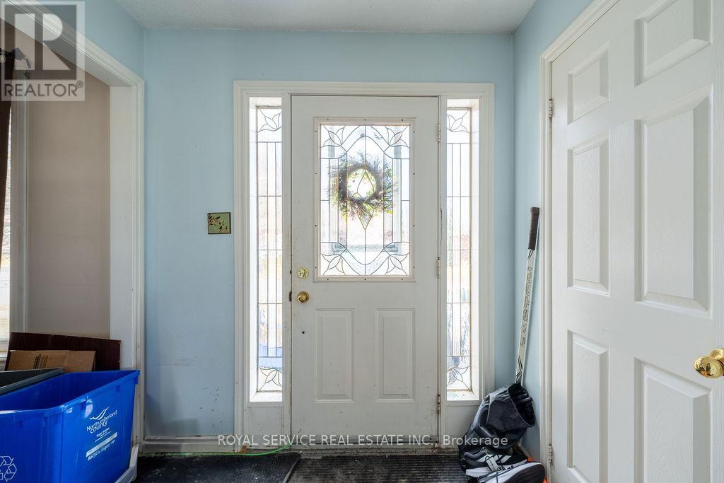 Property at 661 EWING STREET image 4