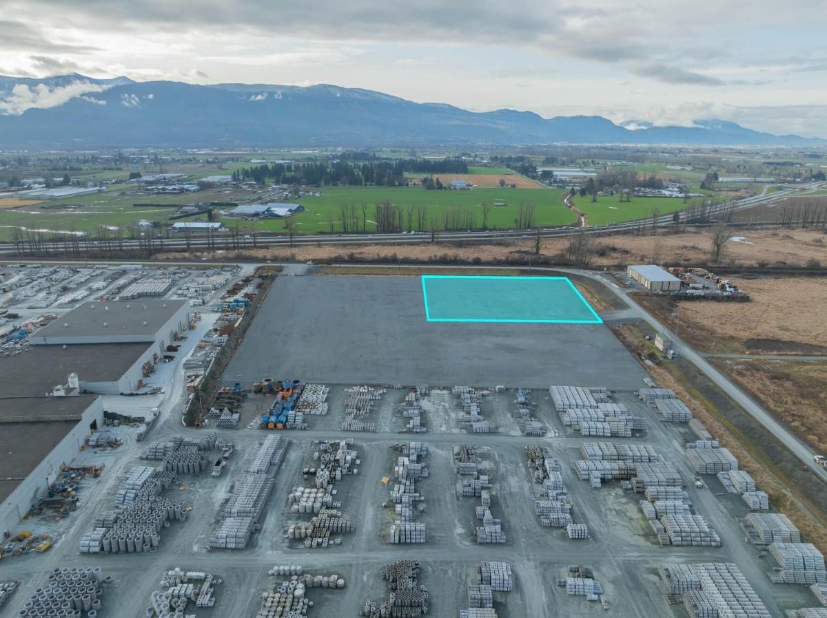 7560 Cannor Road, West Chilliwack, Chilliwack, British Columbia  V2R 5K1 - Photo 6 - C8067571