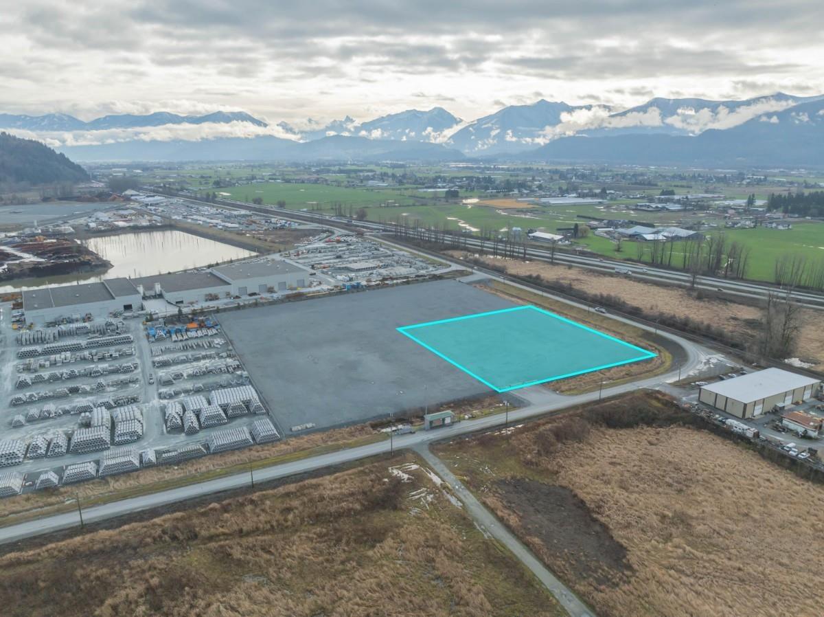7560 Cannor Road, West Chilliwack, Chilliwack, British Columbia  V2R 5K1 - Photo 9 - C8067571