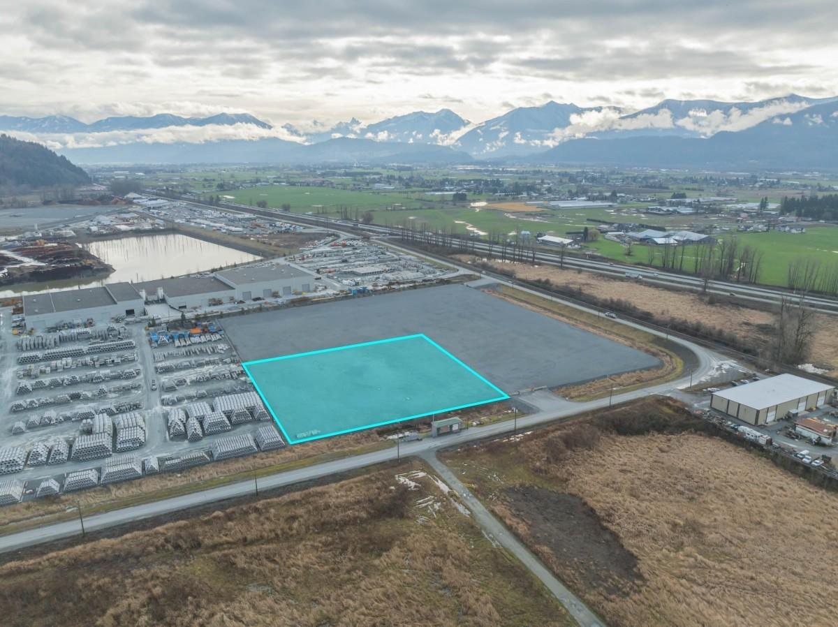 7652 Cannor Road, West Chilliwack, Chilliwack, British Columbia  V2R 5K1 - Photo 12 - C8067574