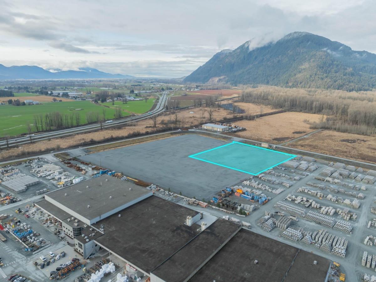 7652 Cannor Road, West Chilliwack, Chilliwack, British Columbia  V2R 5K1 - Photo 7 - C8067574