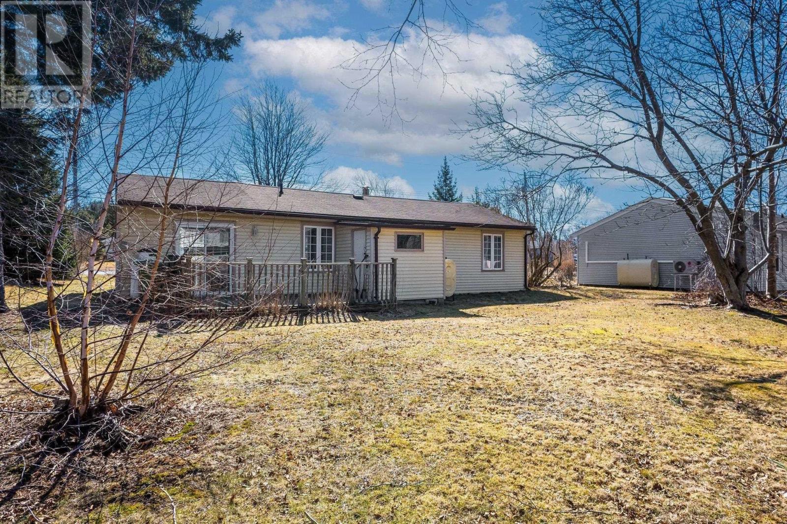 28 Charlottetown Way, Dartmouth, Nova Scotia  B2V 2A7 - Photo 38 - 202505228