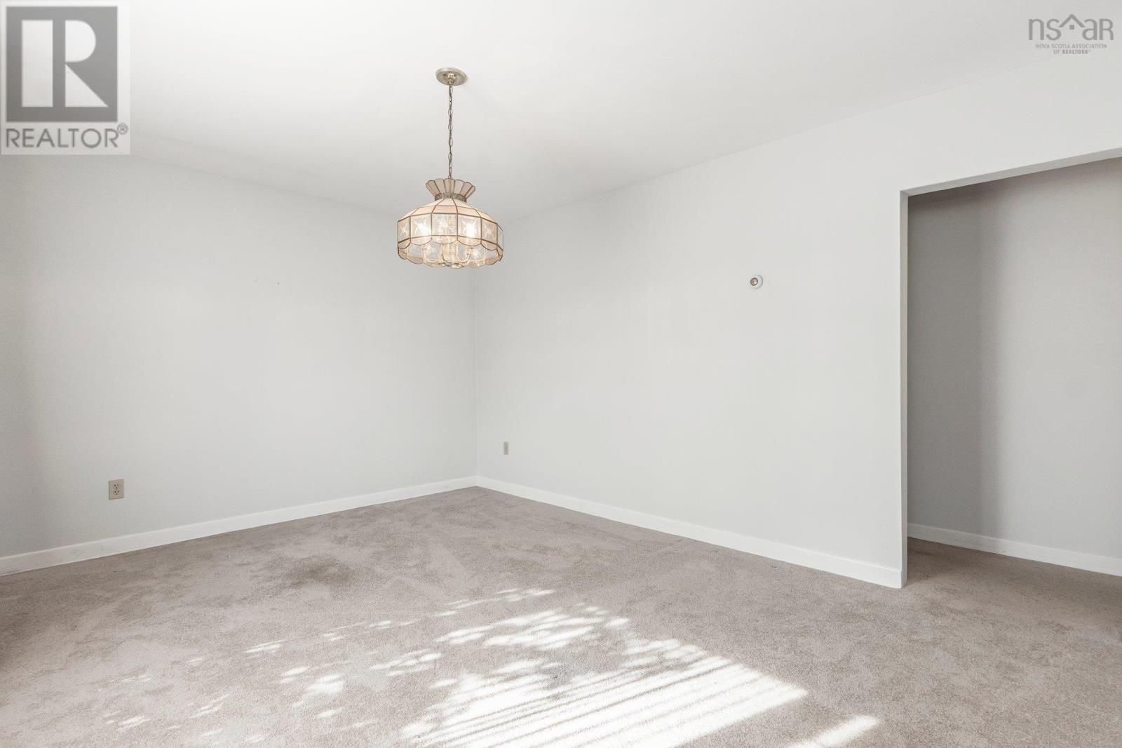 28 Charlottetown Way, Dartmouth, Nova Scotia  B2V 2A7 - Photo 5 - 202505228