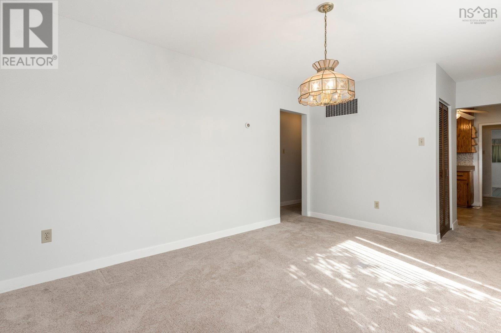 28 Charlottetown Way, Dartmouth, Nova Scotia  B2V 2A7 - Photo 6 - 202505228