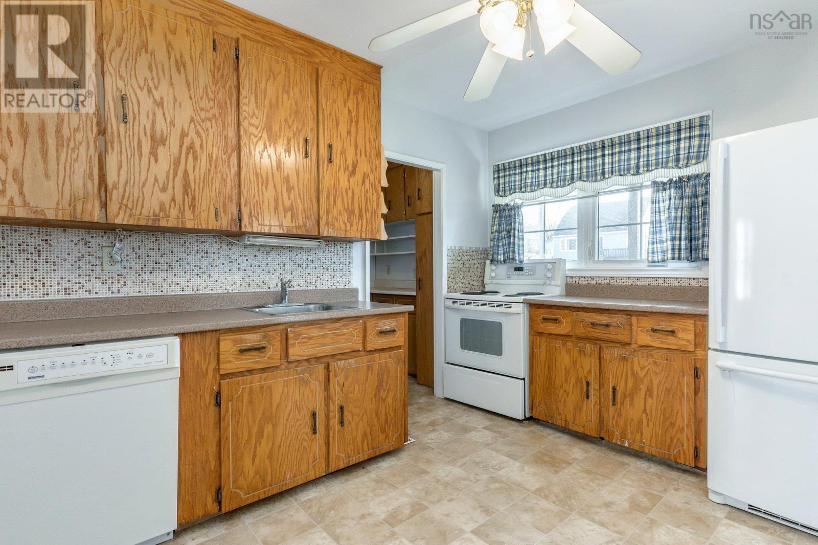 28 Charlottetown Way, Dartmouth, Nova Scotia  B2V 2A7 - Photo 7 - 202505228