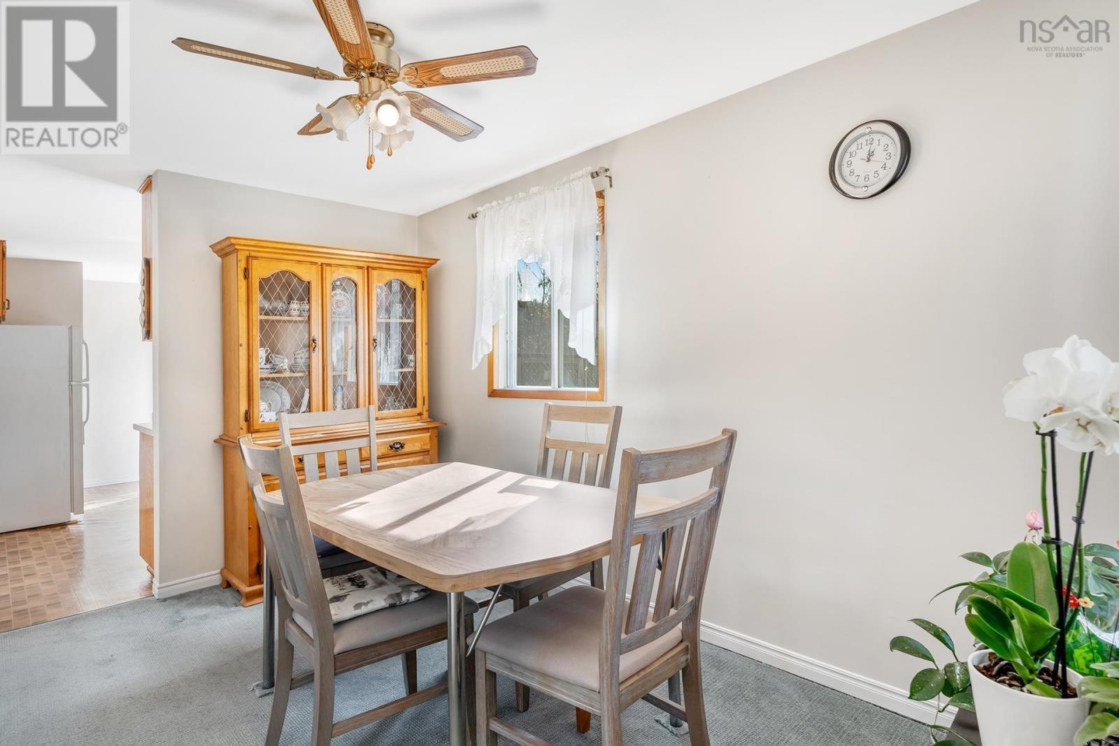 621 Rocky Lake Drive, Bedford, Nova Scotia  B4A 2T4 - Photo 11 - 202505230