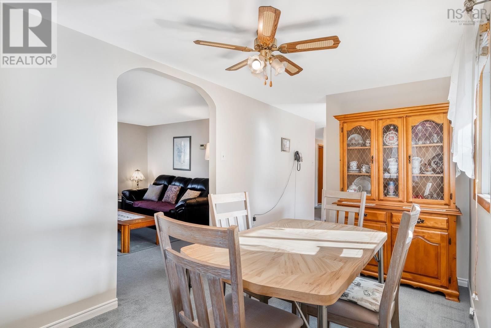 621 Rocky Lake Drive, Bedford, Nova Scotia  B4A 2T4 - Photo 12 - 202505230