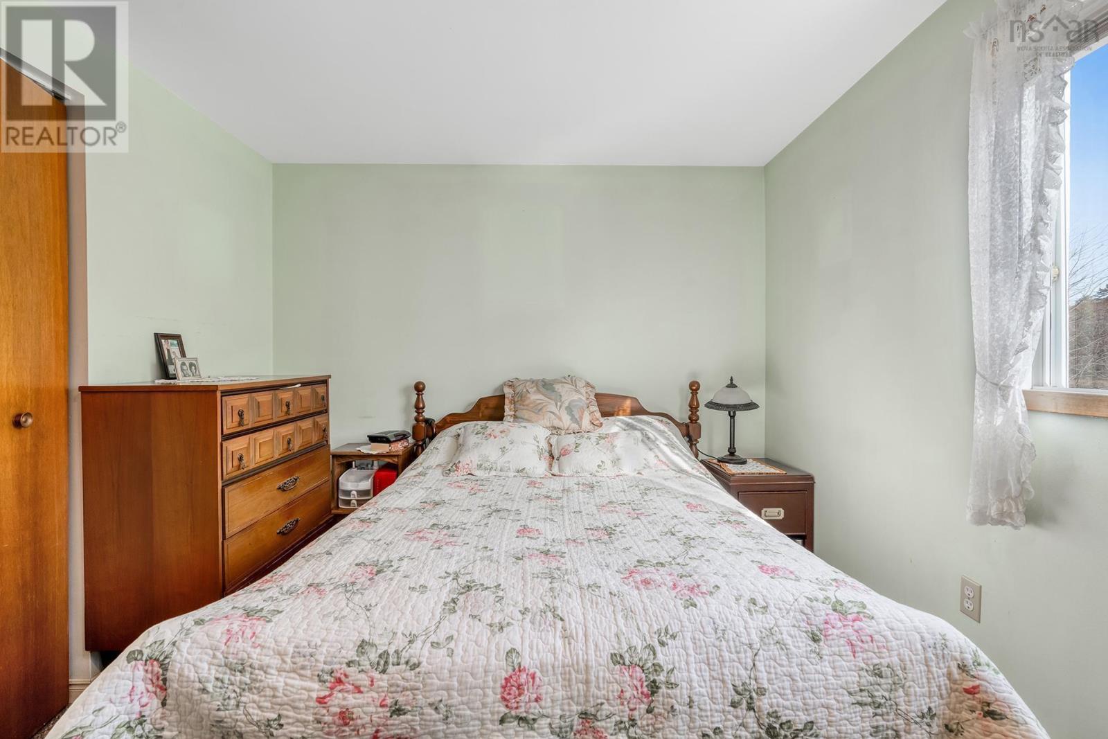 621 Rocky Lake Drive, Bedford, Nova Scotia  B4A 2T4 - Photo 17 - 202505230