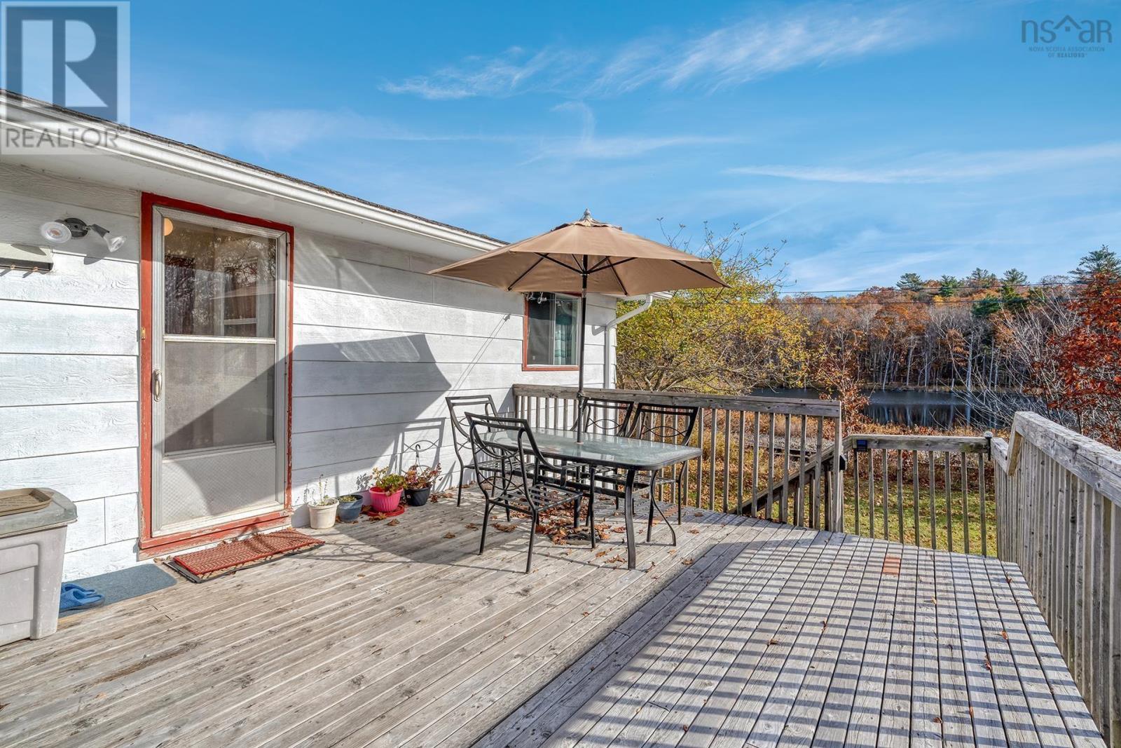 621 Rocky Lake Drive, Bedford, Nova Scotia  B4A 2T4 - Photo 30 - 202505230