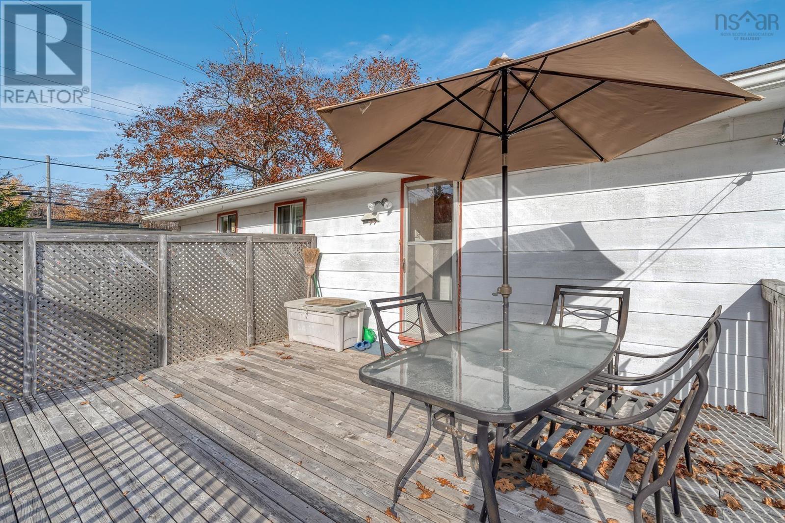 621 Rocky Lake Drive, Bedford, Nova Scotia  B4A 2T4 - Photo 31 - 202505230