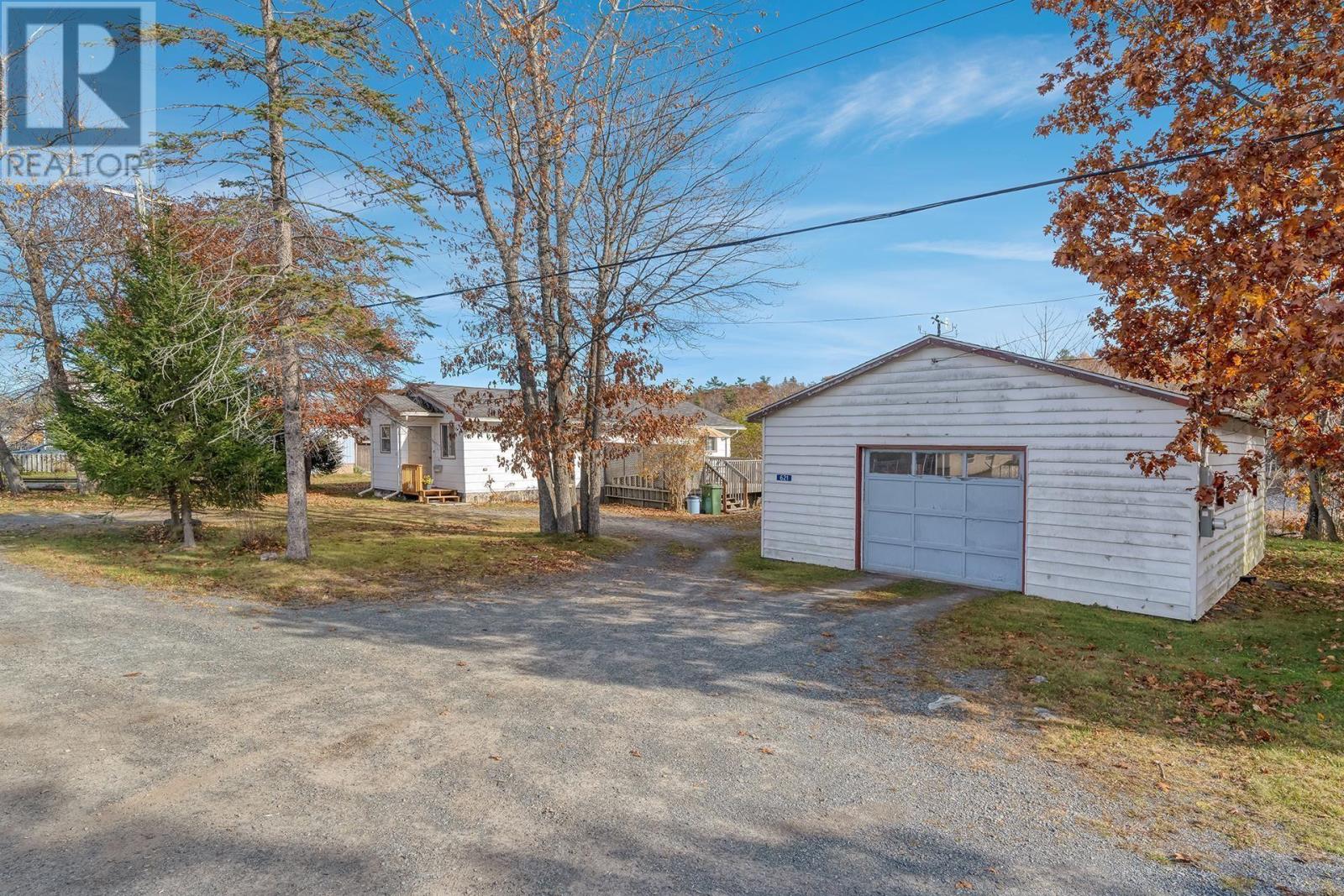 621 Rocky Lake Drive, Bedford, Nova Scotia  B4A 2T4 - Photo 36 - 202505230