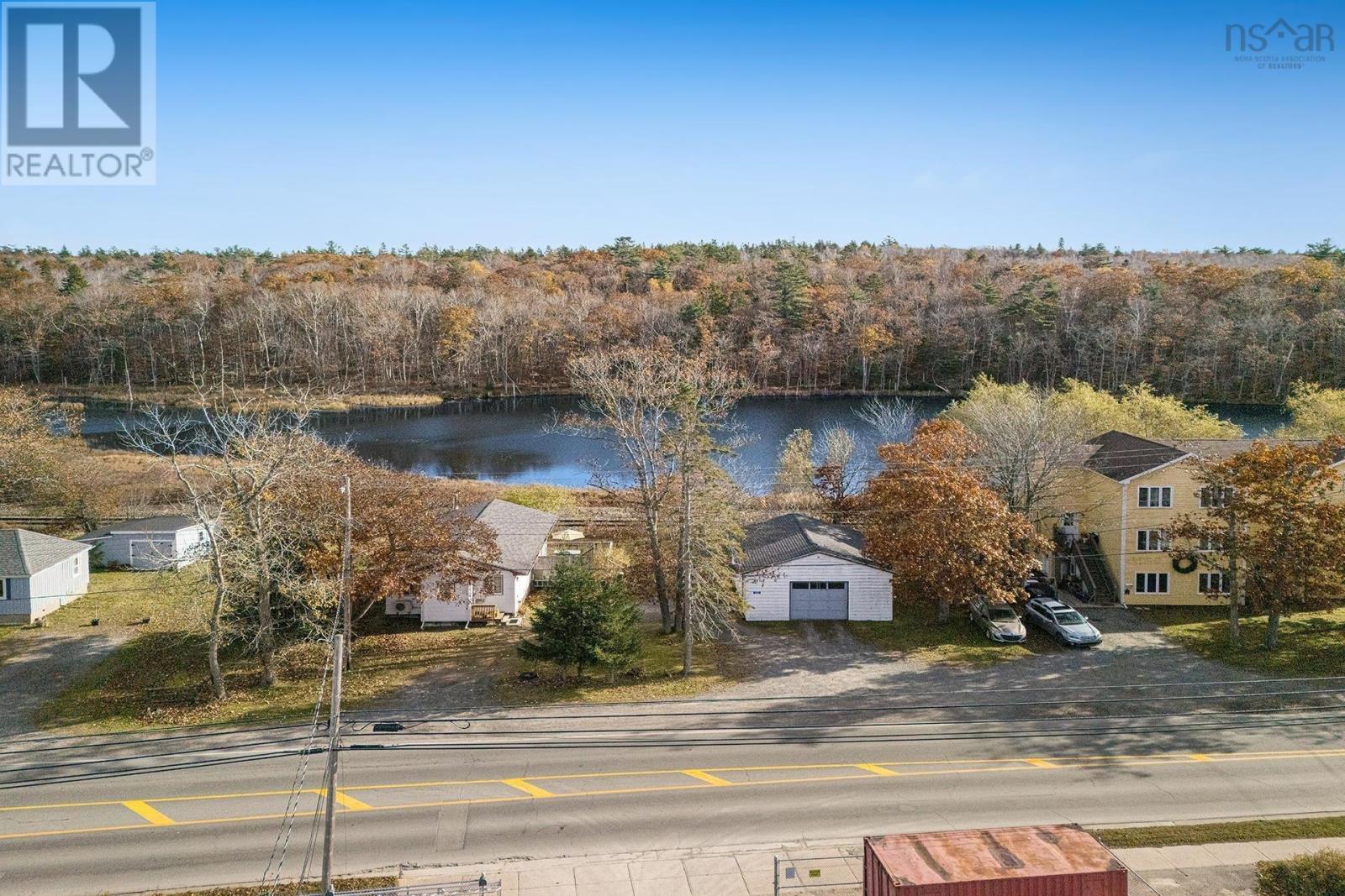 621 Rocky Lake Drive, Bedford, Nova Scotia  B4A 2T4 - Photo 44 - 202505230