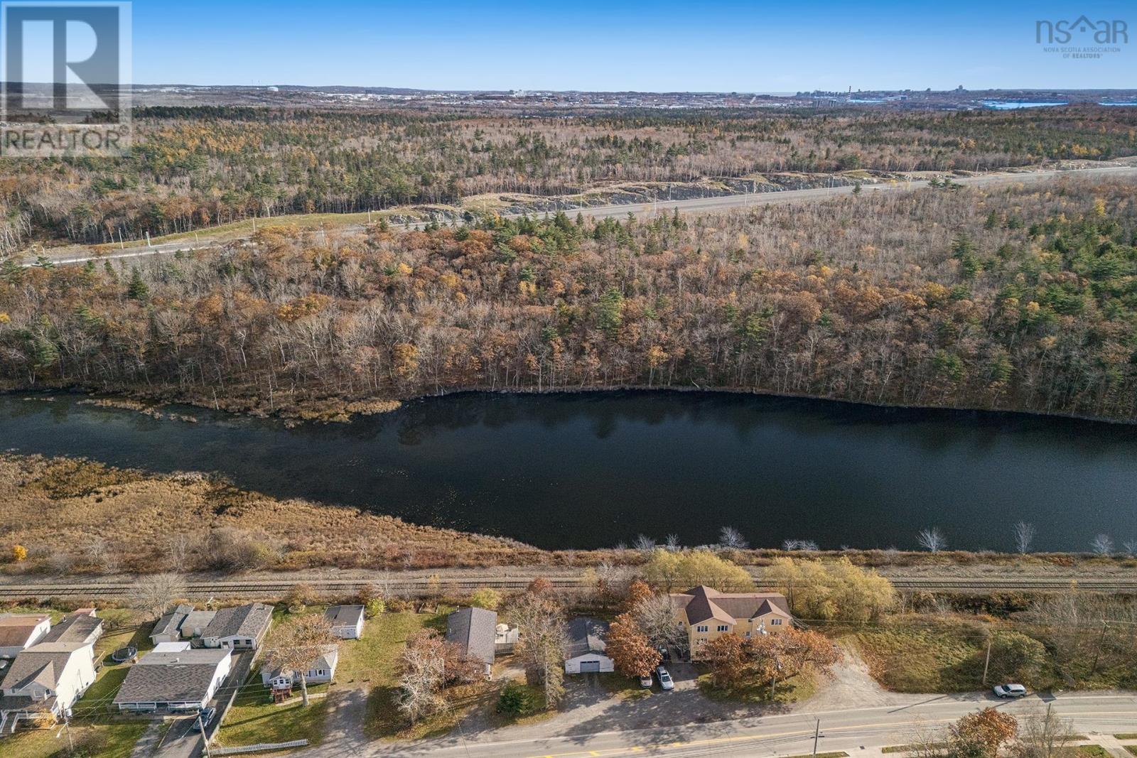 621 Rocky Lake Drive, Bedford, Nova Scotia  B4A 2T4 - Photo 46 - 202505230