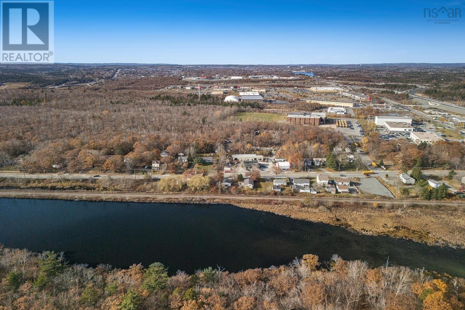 621 Rocky Lake Drive, Bedford, Nova Scotia  B4A 2T4 - Photo 49 - 202505230