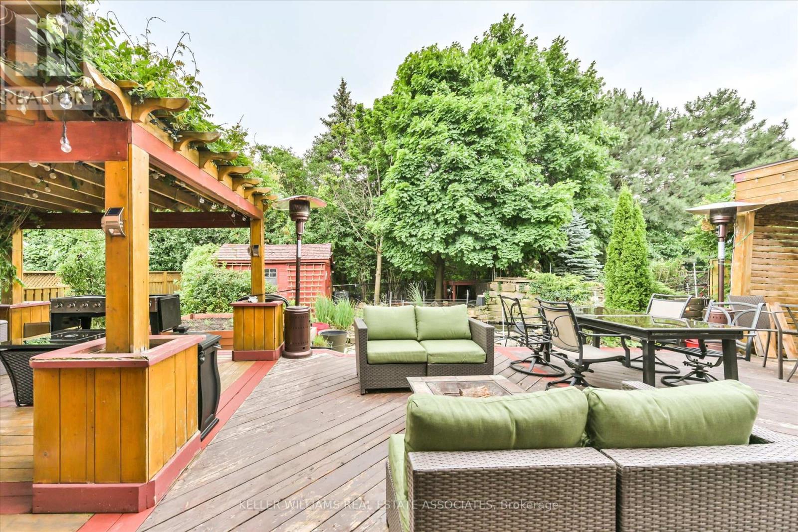 33 Hartford Trail, Brampton, Ontario  L6W 4K2 - Photo 36 - W12027712