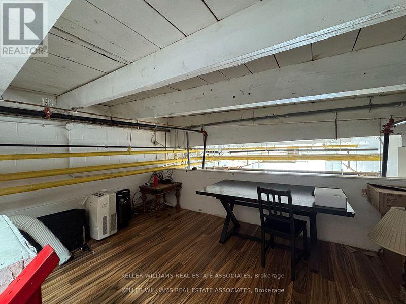 Property at 161 - 163 STERLING ROAD image 5