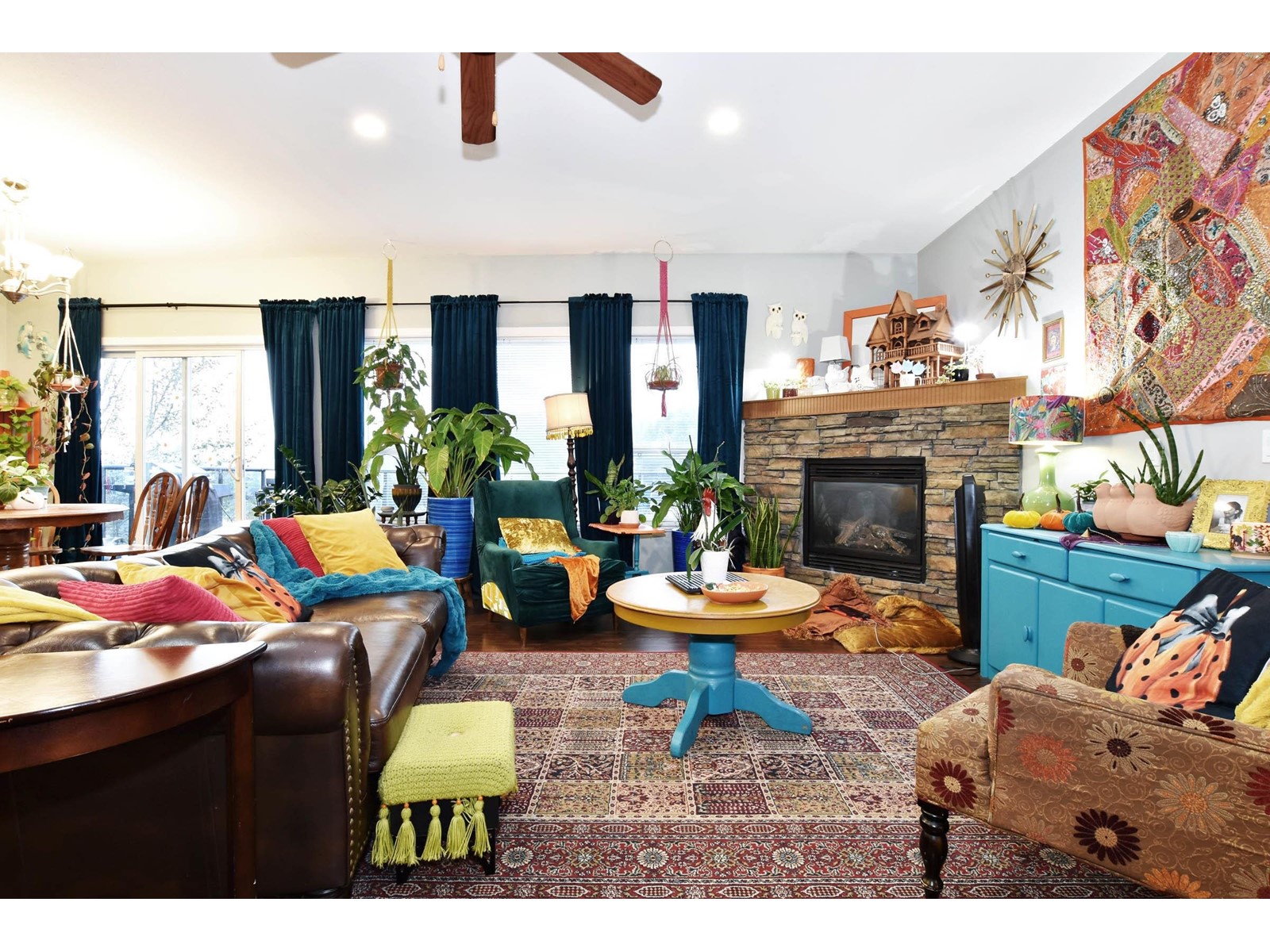 Property at 5272 WEEDEN PLACE image 3