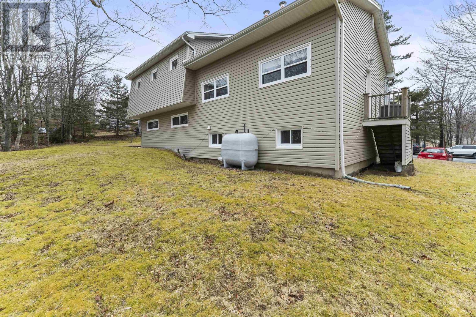 267 Douglas Crescent, Halifax, Nova Scotia  B3M 3B6 - Photo 27 - 202505235