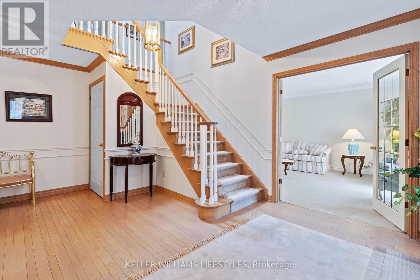 Property at 122 LONGVIEW COURT image 5
