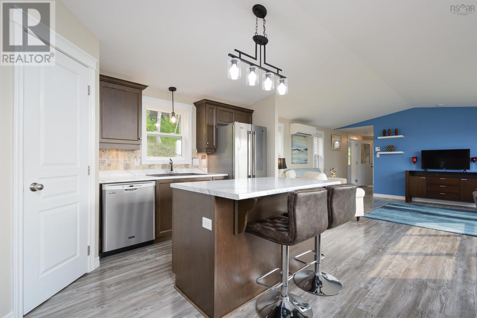 9653 East Bay Highway, Irishvale, Nova Scotia  B1J 2B3 - Photo 6 - 202505238