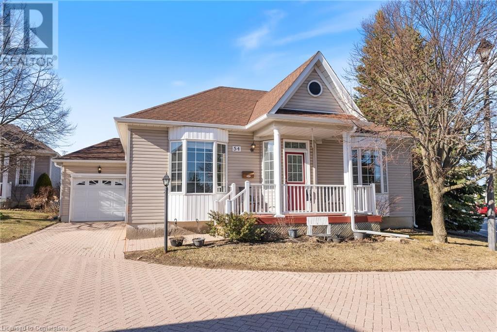 Property at 54 SILVERBIRCH Boulevard image 1