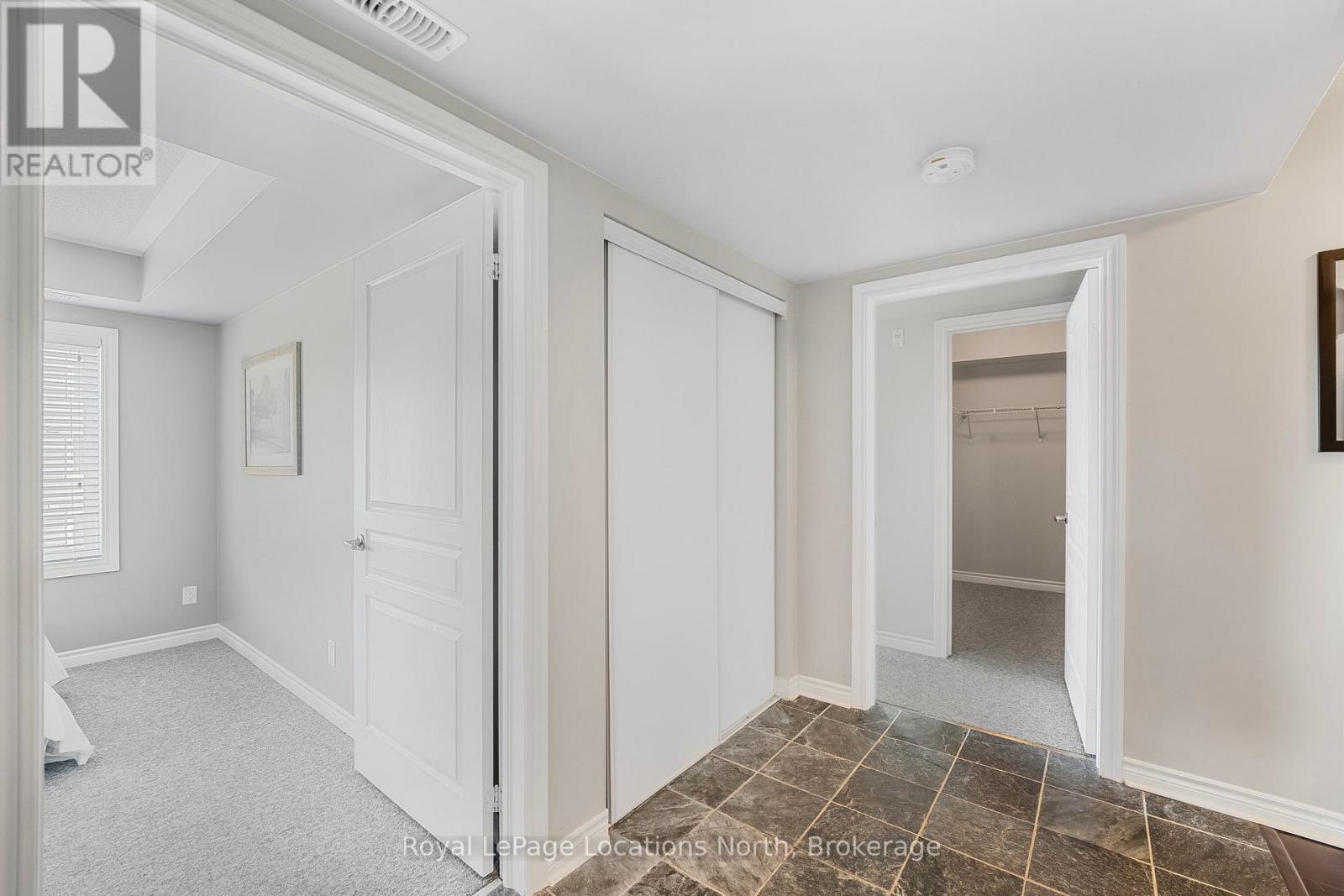 201 - 4 Brandy Lane Drive, Collingwood, Ontario  L9Y 0X4 - Photo 4 - S12027822