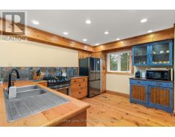 928 JONES LANE