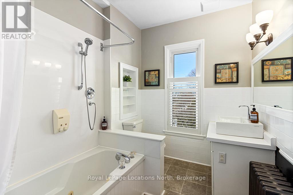 72 Colborne Street, Goderich, Ontario  N7A 2V9 - Photo 32 - X12027856