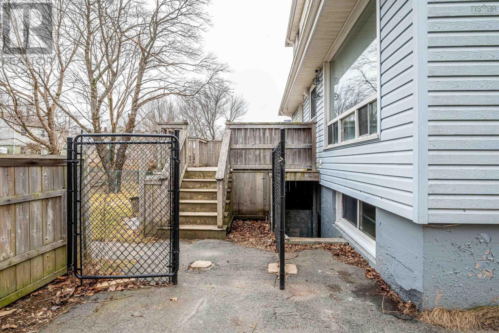 90 Woodland Avenue, Dartmouth, Nova Scotia  B3A 3K3 - Photo 48 - 202505244