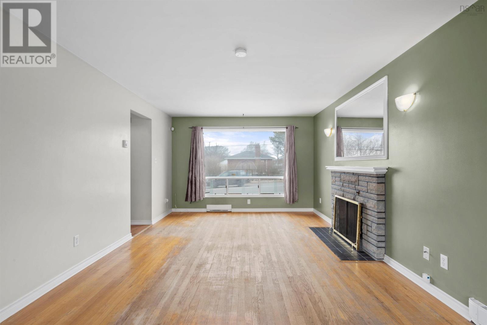 90 Woodland Avenue, Dartmouth, Nova Scotia  B3A 3K3 - Photo 9 - 202505244