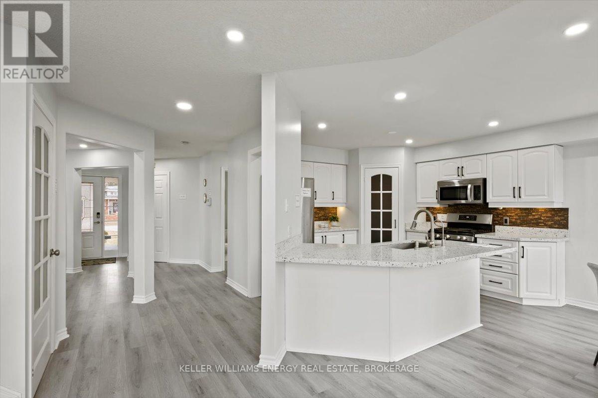 Property at 513 BRITANNIA AVENUE image 4