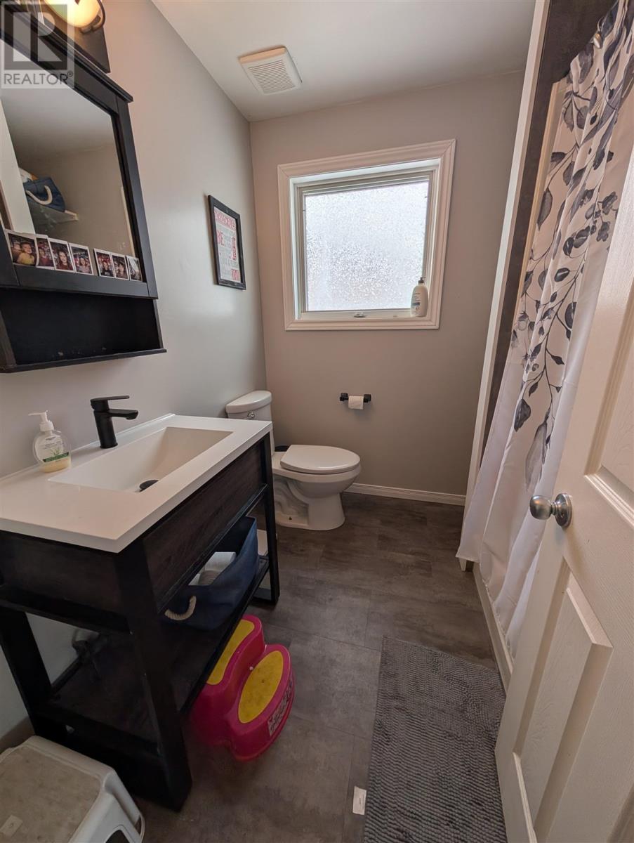 20 Niagara Dr, White River, Ontario  P0M 3G0 - Photo 20 - SM250502