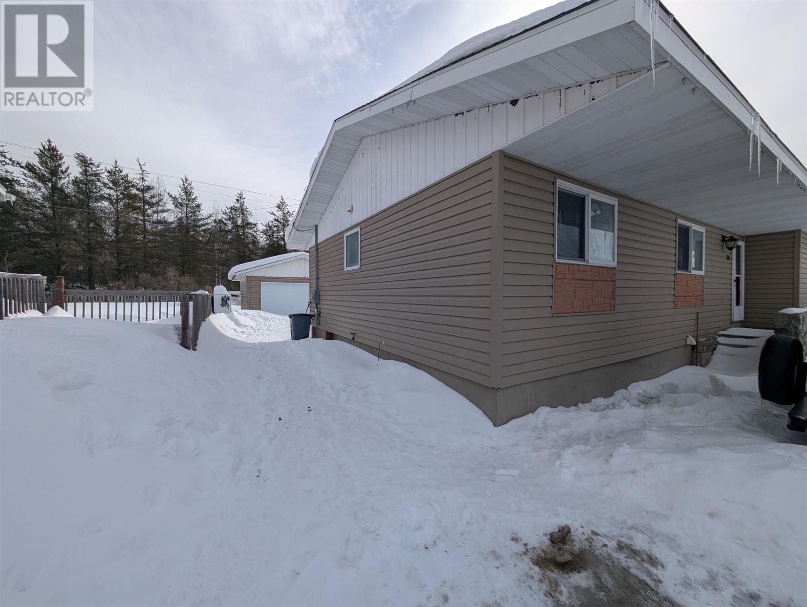 20 Niagara Dr, White River, Ontario  P0M 3G0 - Photo 5 - SM250502