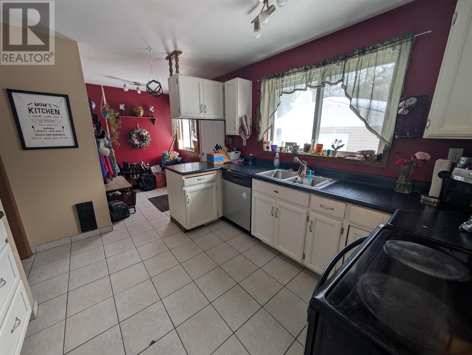 20 Niagara Dr, White River, Ontario  P0M 3G0 - Photo 8 - SM250502