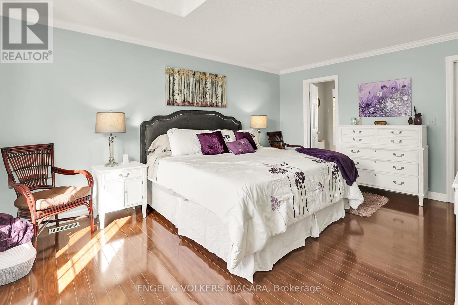 624 Simcoe Street, Niagara-On-The-Lake (Town), Ontario  L0S 1J0 - Photo 23 - X12028001
