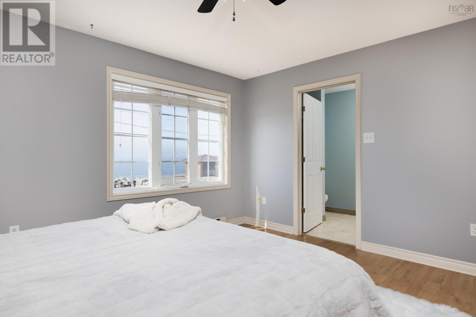 2210 Shore Road, Eastern Passage, Nova Scotia  B3G 1H6 - Photo 12 - 202505247