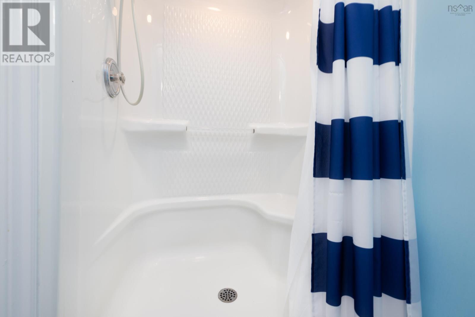 2210 Shore Road, Eastern Passage, Nova Scotia  B3G 1H6 - Photo 20 - 202505247