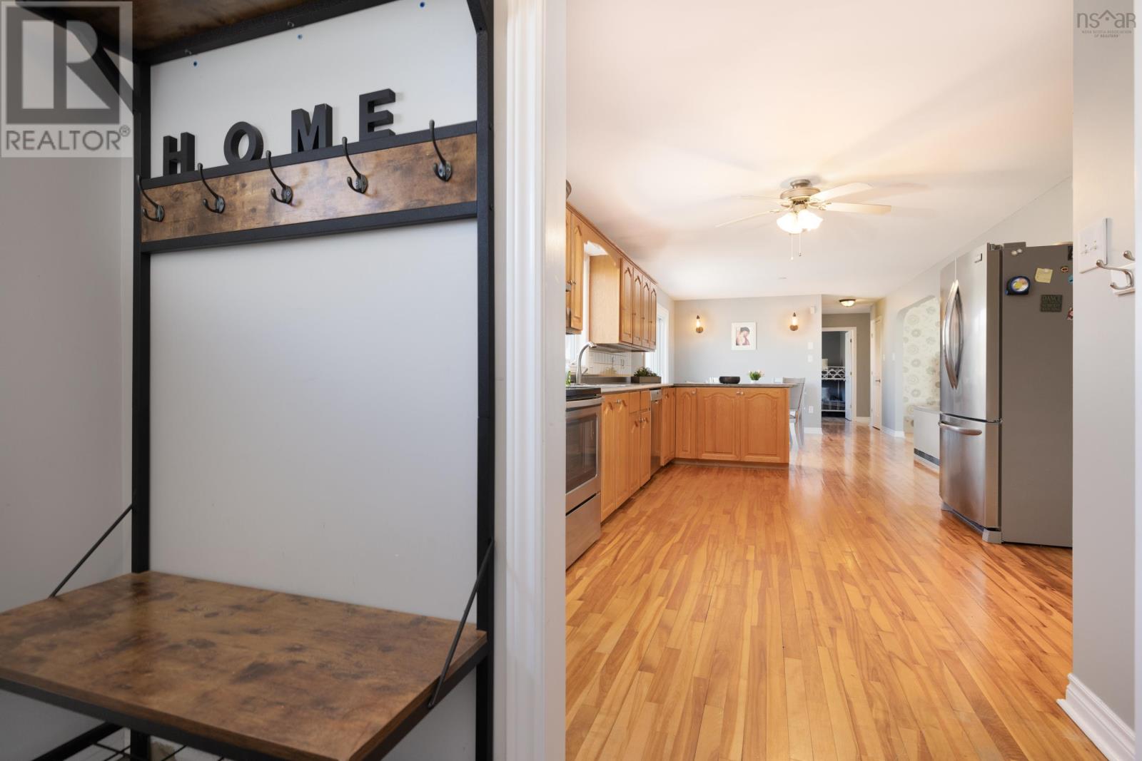 2210 Shore Road, Eastern Passage, Nova Scotia  B3G 1H6 - Photo 3 - 202505247