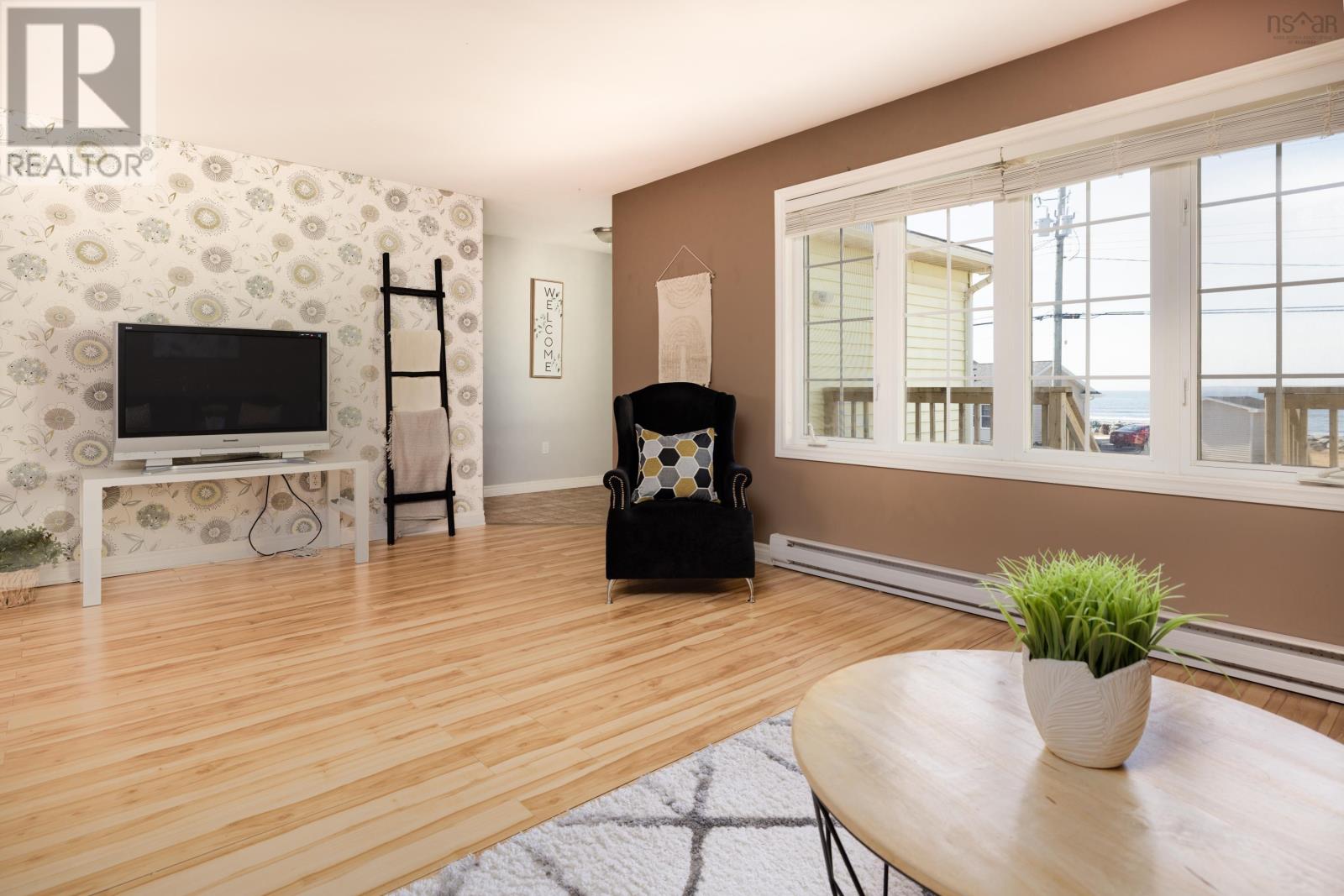 2210 Shore Road, Eastern Passage, Nova Scotia  B3G 1H6 - Photo 4 - 202505247