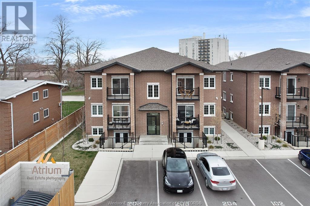 Property at 233 WATSON Unit# 205 image 2