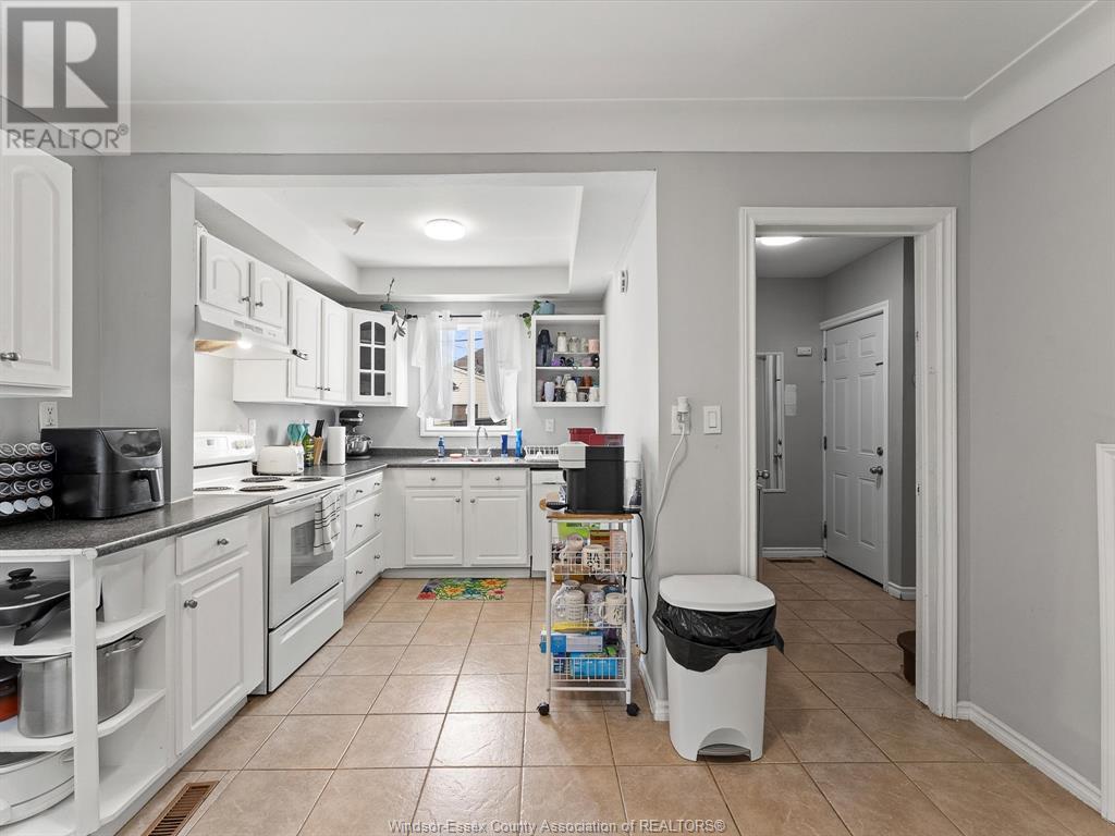 Property at 1085 Hickory image 4