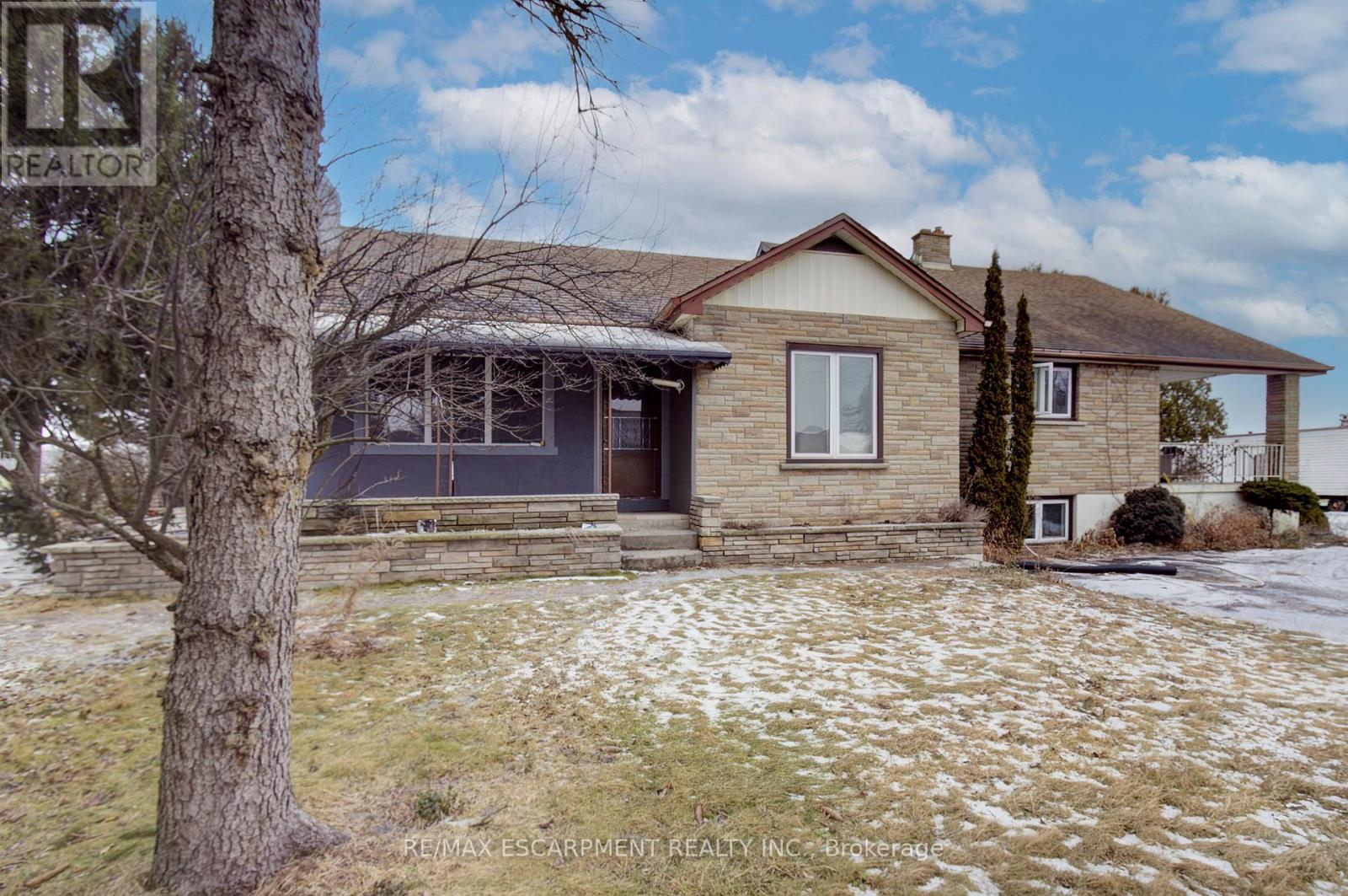 Property at 2865 HIGHWAY 3 image 1