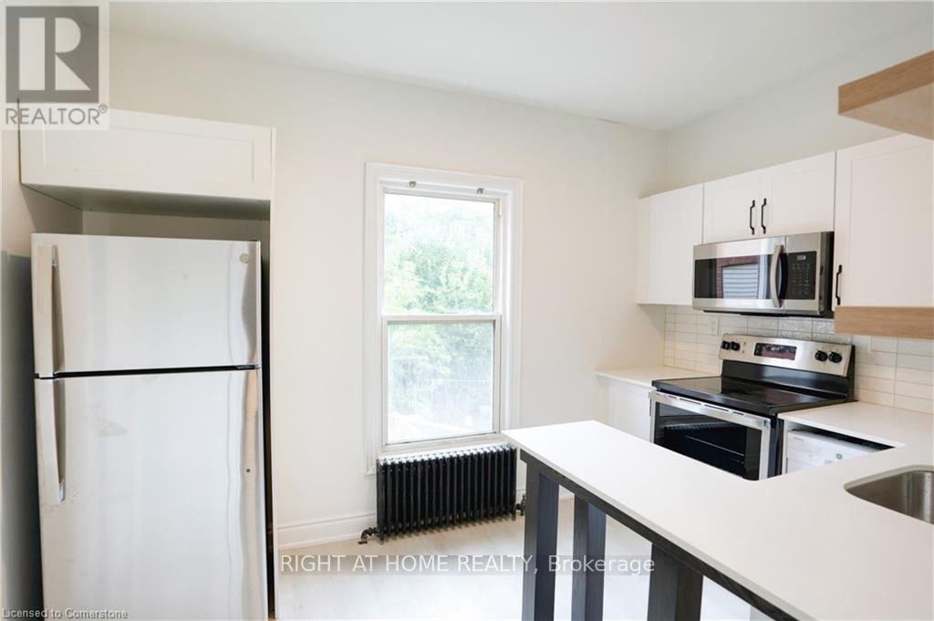 136 Macnab Street N, Hamilton, Ontario  L8R 2M3 - Photo 12 - X12027983