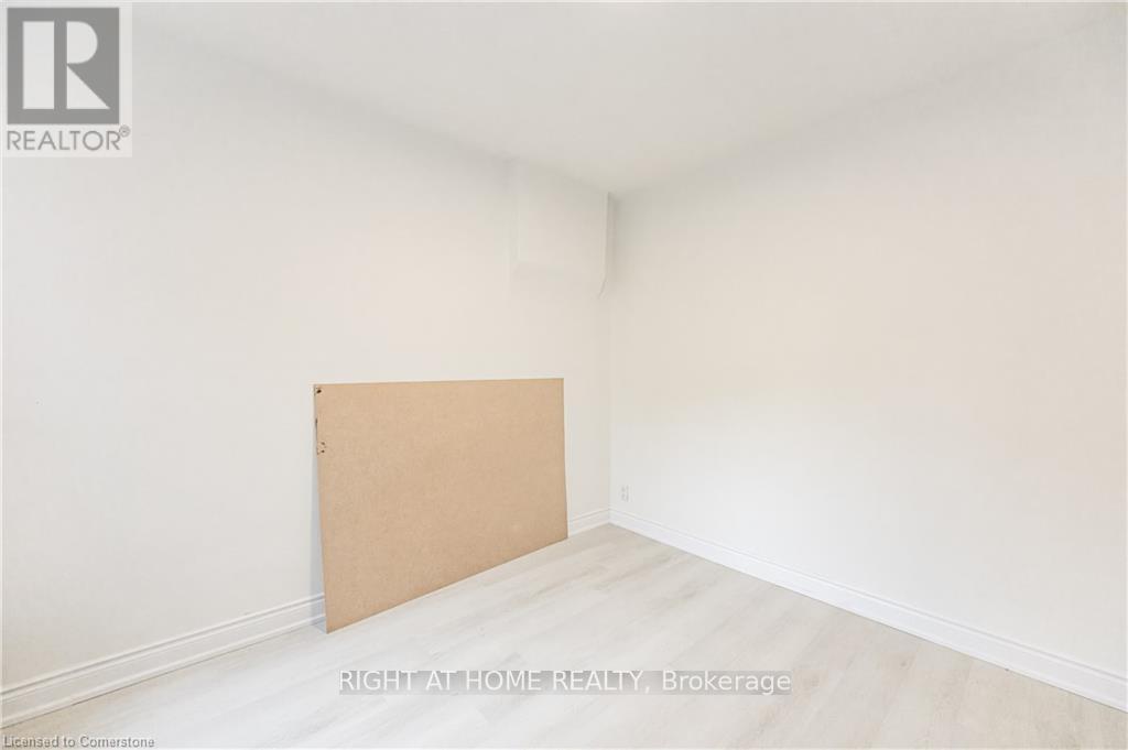 136 Macnab Street N, Hamilton, Ontario  L8R 2M3 - Photo 17 - X12027983