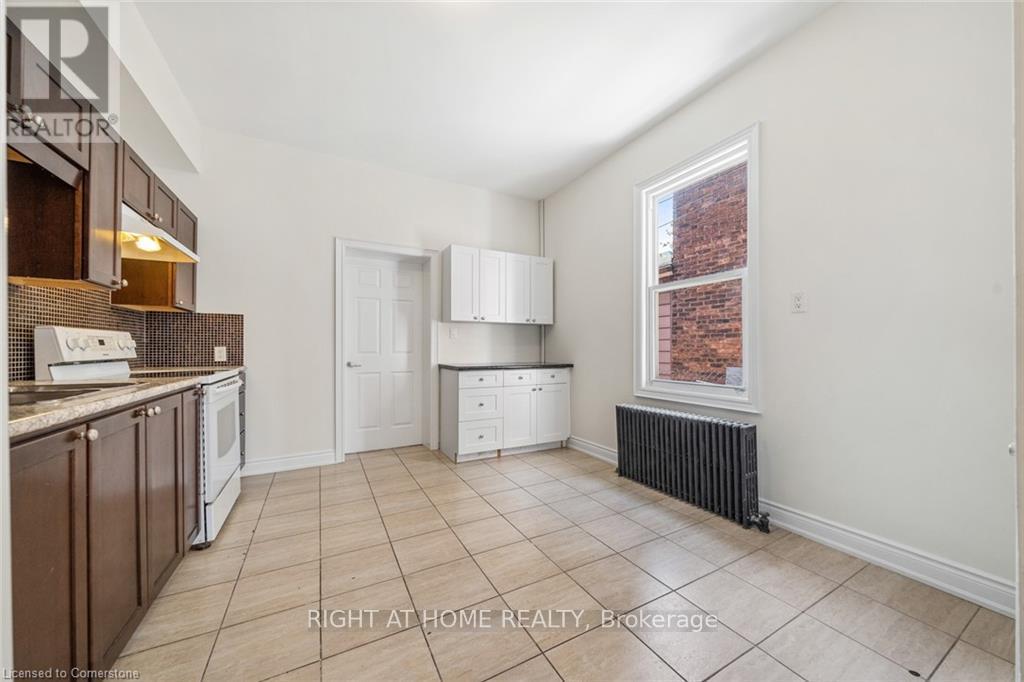 136 Macnab Street N, Hamilton, Ontario  L8R 2M3 - Photo 8 - X12027983