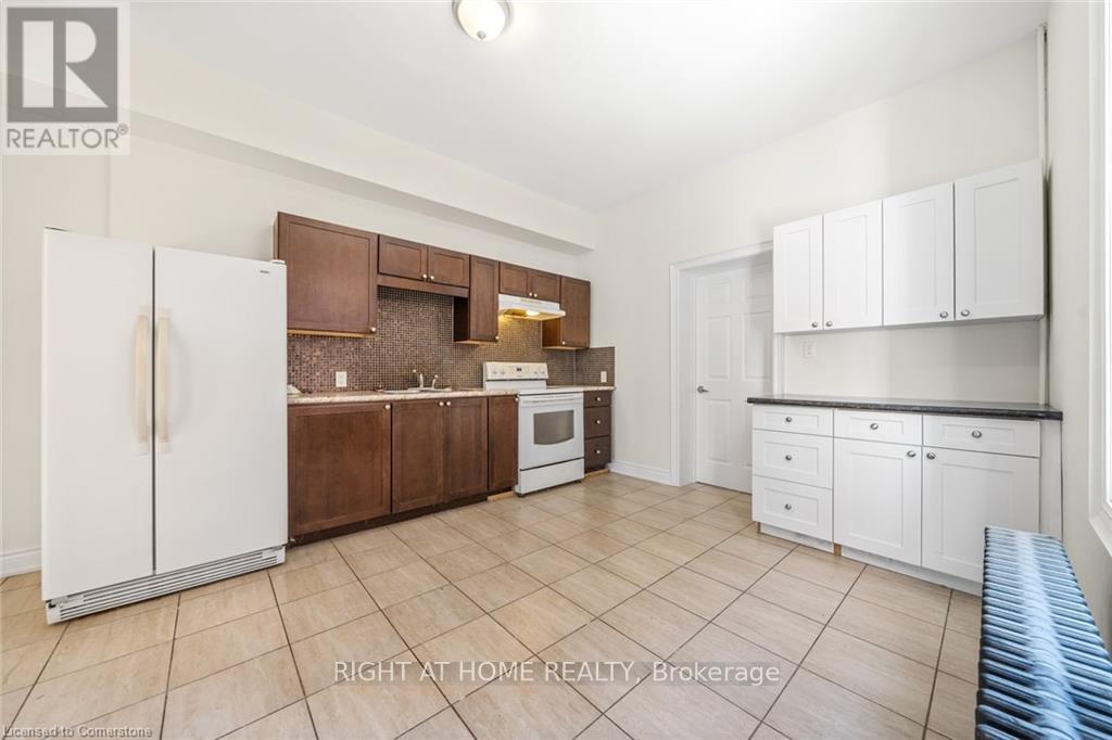136 Macnab Street N, Hamilton, Ontario  L8R 2M3 - Photo 9 - X12027983