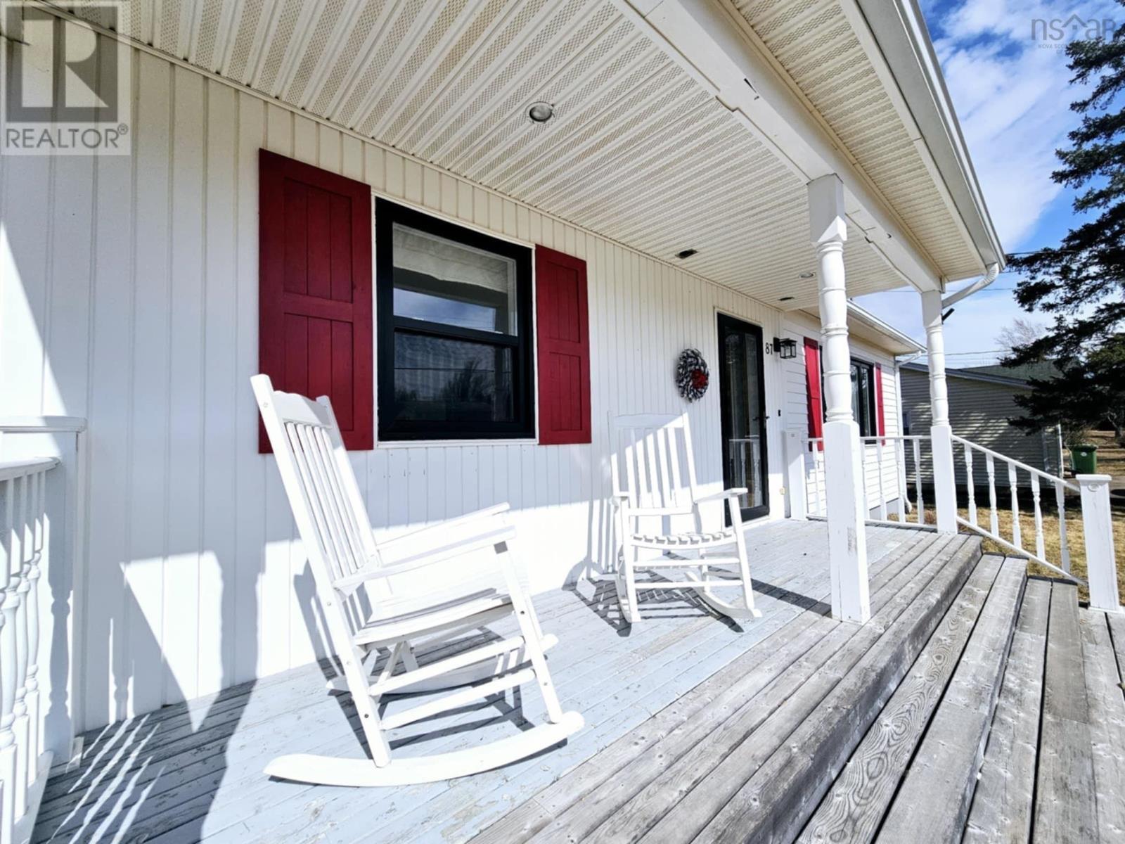 87 Forest Hill Drive, Bible Hill, Nova Scotia  B2N 6G7 - Photo 2 - 202505250