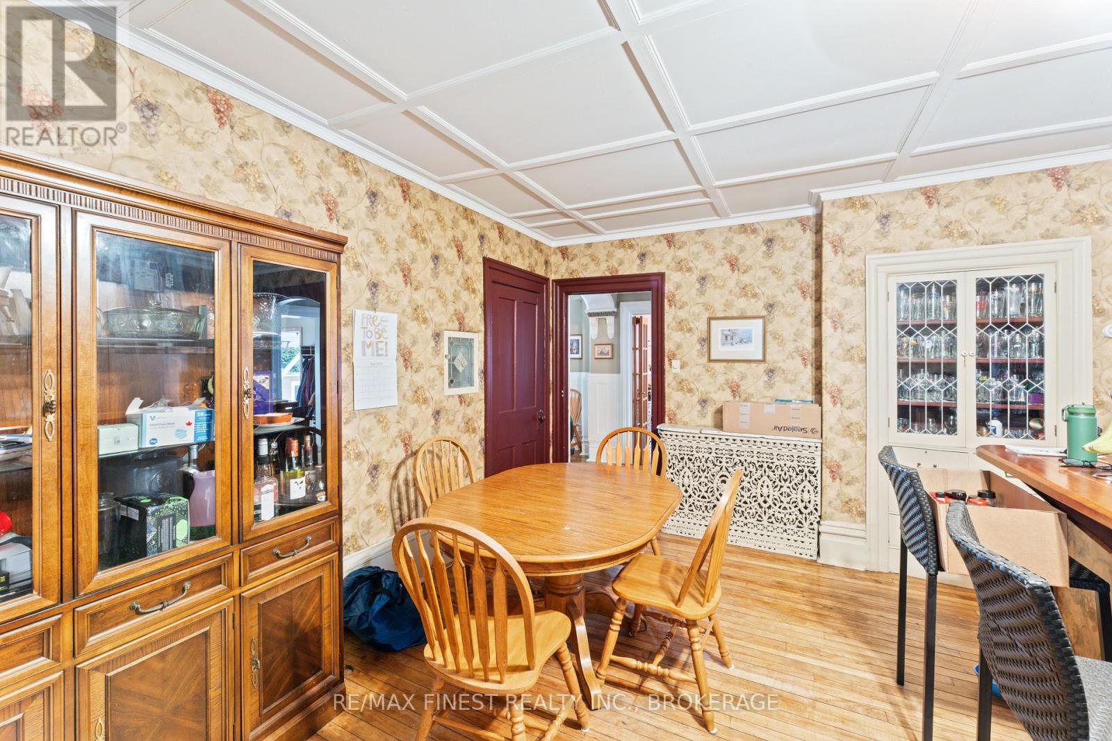 220 Dundas Street W, Greater Napanee, Ontario  K7R 2A8 - Photo 14 - X12028124